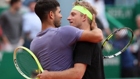 El guiño de Davidovich a Alcaraz tras bajarse de su partido en Queen&#039;s: &quot;Se ha ganado el derecho a disfrutar&quot;