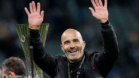 Real Betis president declares 'war' with bitter swipe after Enzo Maresca message