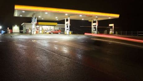 Angriff auf die Tankstelle – hat Streeck sonst nichts zu tun?