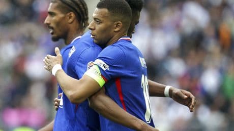 Francia supera a Alemania y sube al podio de la Liga de Naciones (0-2)