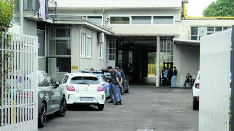 Due incidenti sul lavoro in una mattina: un morto e un ferito grave