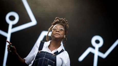Neues Album: Wie Rapperin Little Simz mit "Lotus" eine Krise überwindet
