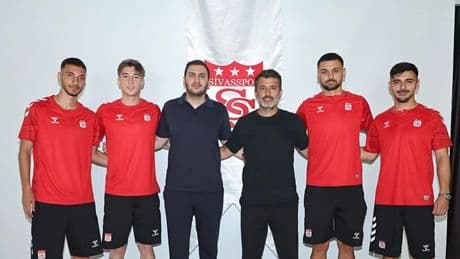 Sivasspor'dan 4 transfer birden!