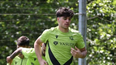 Jon Martín y Dani Díaz entran en la lista definitiva para el Europeo y comenzarán la pretemporada en Zubieta más tarde