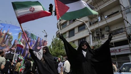 Irán promete una respuesta "sin límites" al ataque contra sus militares y científicos nucleares