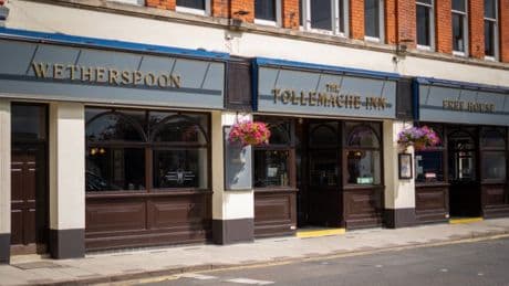 Woman told to cover up in Wetherspoons because her gym gear was ‘too revealing’