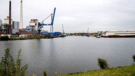 Bremen: Betrunkener Kapitän rammt beim Ablegen anderes Schiff
