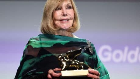 La Mostra de Venecia se rinde ante Kim Novak, una estrella rutilante en la galaxia equivocada