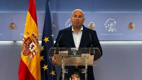 Feijóo no viajará a Waterloo a pedir apoyo a Puigdemont como exige Junts para valorar una moción de censura a Sánchez