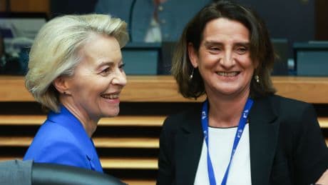 La UE resiste a Trump y multa a Google