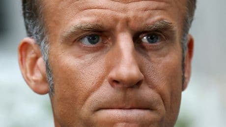 Conseil des ministres : Emmanuel Macron retrouve un gouvernement sur le fil du rasoir
