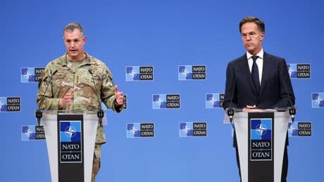 La OTAN desplegará nuevos cazas para blindar el flanco este tras la incursión de drones en Polonia