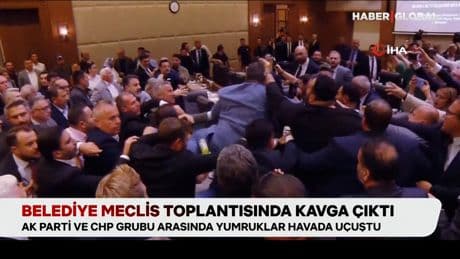 Belediye meclis toplantısında kavga çıktı