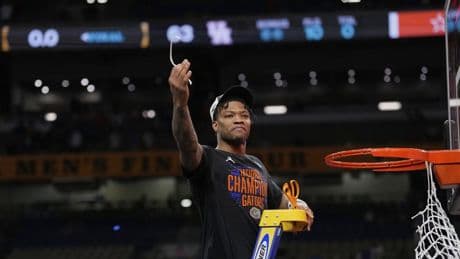 Toronto Raptors sign Martin to two-way contract