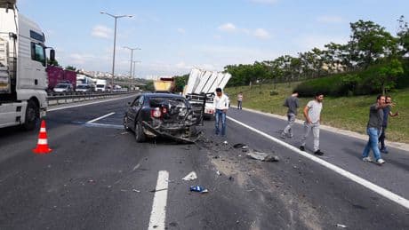 Bayramınız zehir olmasın, yol hipnozuna dikkat!