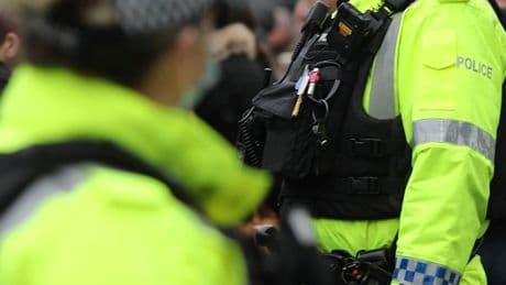 Kuzey İrlanda'da silahlı saldırı: İki kişi öldü