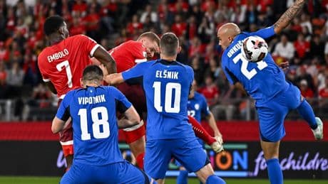 Beim 3:0 gegen Slowenien - Elvedi der Schweizer Dosenöffner