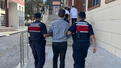 Yalova'da firari FETÖ hükümlüsü yakalandı