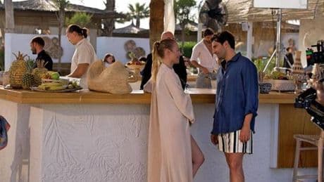 Türkiye’nin tanıtımı artık mini diziyle yapılacak | Deniz, kum, güneş, tarih, kültür ve gizem dolu bir hikaye... Antalya Gambit yayında