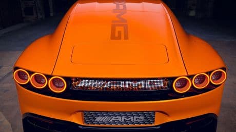Mercedes e Porsche, semestre nero: utili più che dimezzati