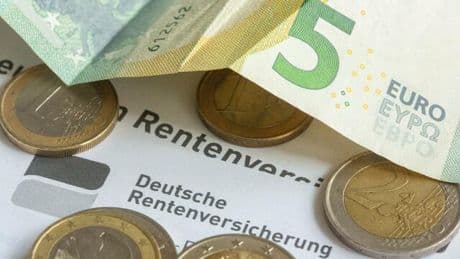 Altersvorsorge: Private Vorsorge zur Rente „bröckelt“