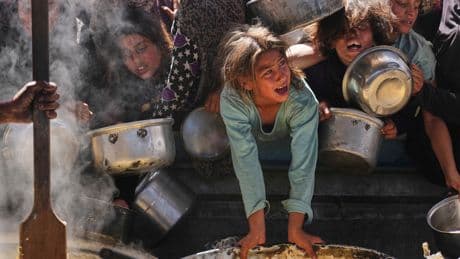 El bloqueo de Israel en Gaza: “Sufro hambre porque soy una palestina víctima de un genocidio”