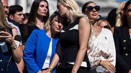 Donald Trump und Jeffrey Epstein: Opfer fordern Kongress zum Handeln auf