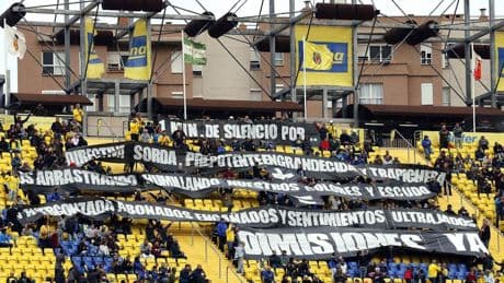 Entrenadores al frente de los descensos de la UD Las Palmas: La cara amarga del banquillo