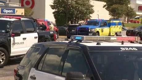 Texas’ta alışveriş merkezinde dehşet: 3 ölü