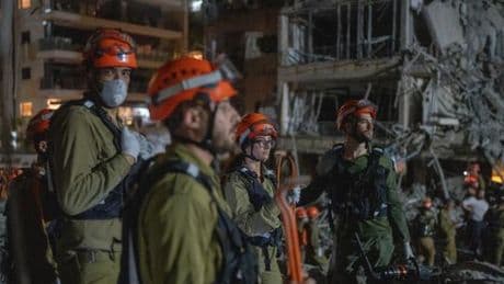 Israël parvient à déjouer la riposte iranienne et poursuit son offensive