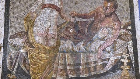 Mosaic of Lovers, Taken by Nazi Officer, Is Returned to Pompeii