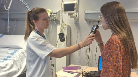 Clara Pérez, investigadora, avisa a España: "El alcohol tiene mayores efectos de embriaguez y sedación en las mujeres"