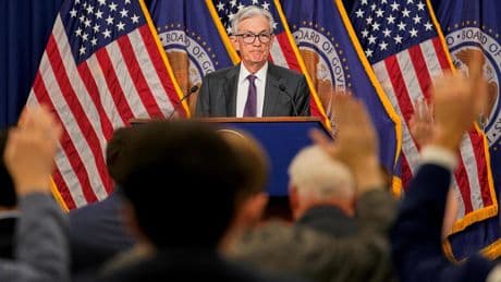 La Fed no cede ante Trump: mantiene los tipos en el 4,5% y alerta de que "la incertidumbre económica ha aumentado"