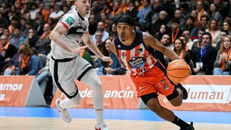 El Leyma Coruña gana el duelo en el pozo y deja de ser colista