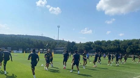 Fenerbahçe, Feyenoord maçı hazırlıklarını tamamladı!