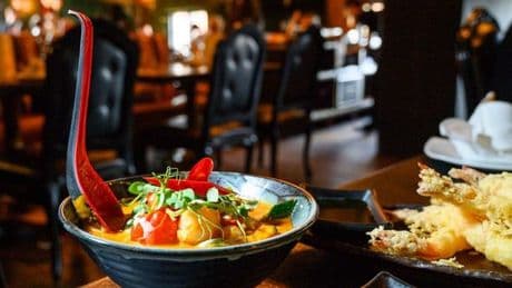 Foodies flock to indulgent 12-plate Thai feast deal with champagne and 5-star stay