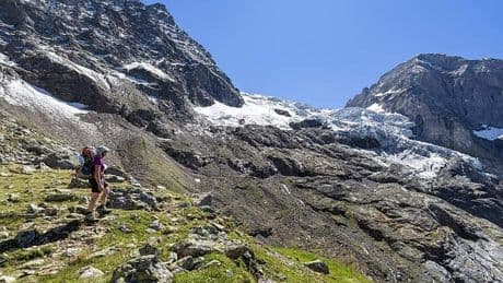 Nederlander (57) omgekomen door val in gletsjerspleet Zwitserland