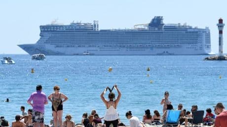 Après Nice, Cannes limite à son tour le nombre de paquebots géants dans sa baie