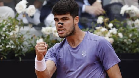 Alcaraz resiste contra el viento y ya está en semifinales del Masters 1000 de Roma