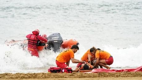 Bizkaia pone a prueba sus servicios de emergencias en las playas