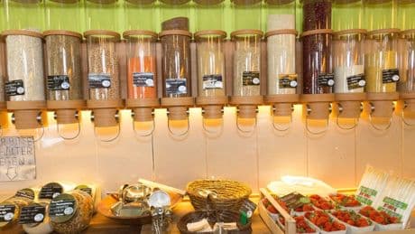 Umweltverschmutzung: Wie lokale Läden gegen Plastikmüll vorgehen