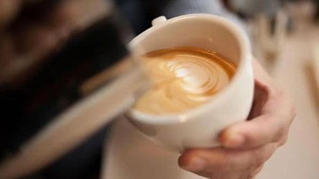 12 euros por un capucchino y un té en Bilbao