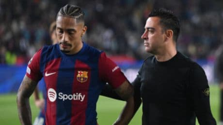 Raphinha no se corta y carga contra Xavi Hernández: "No confiaba en mí. Jugaba cuando no había otro"