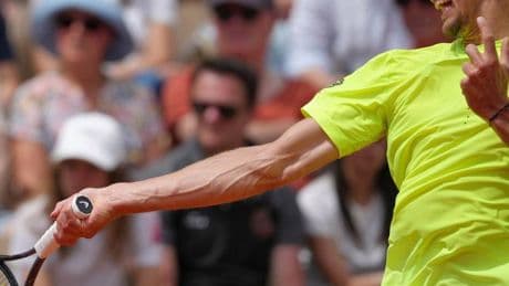 French Open 2025: Nach Krampf im ersten Satz – Zverev übersteht Hürde gegen Außenseiter