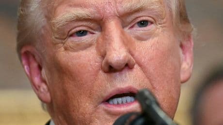 Trump déploie deux sous-marins nucléaires face à des commentaires « provocateurs » de Moscou