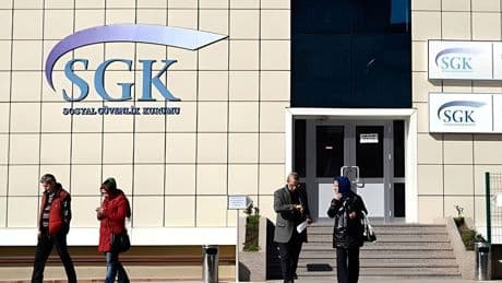 SGK'dan kötü haber: Binlerce kişi eksik primle karşı karşıya! Emekli olmak isteyenler için hayati bilgiler