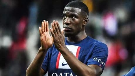 Sunderland sağ bek Nordi Mukiele'yi PSG'den kadrosuna kattı!