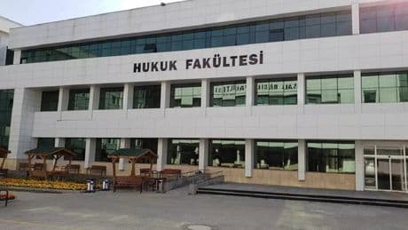 Danıştay kararı durdurdu: Hukuk fakülteleri için yeni baraj oranı belli oldu