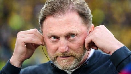Fußball-Bundesliga: Medien: Wolfsburgs Trainer Hasenhüttl vor dem Aus