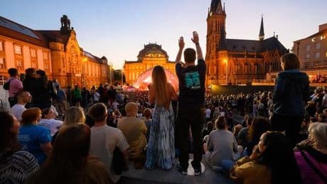 Kulturhauptstadt Europas: "Magischer Moment": Blond trifft auf Schumann-Philharmonie